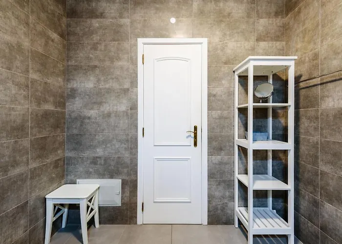 Amazing In Apartment *